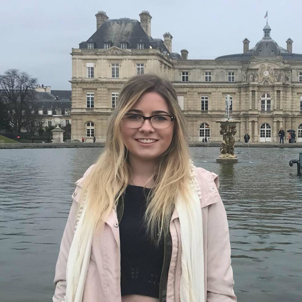 Meet your Posher, Aislinn